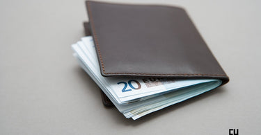 Innovative Men's Wallets: The Future of Everyday Carry